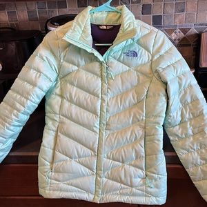 North face puffy coat, teal color, size XS